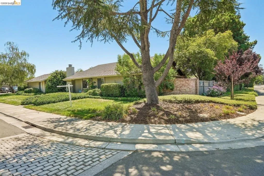 3768 Wood Duck Cir