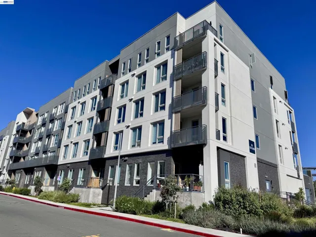 3698 Vision Cmn 521, Fremont, California 94538