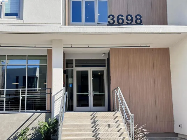 3698 Vision Cmn 521, Fremont, California 94538