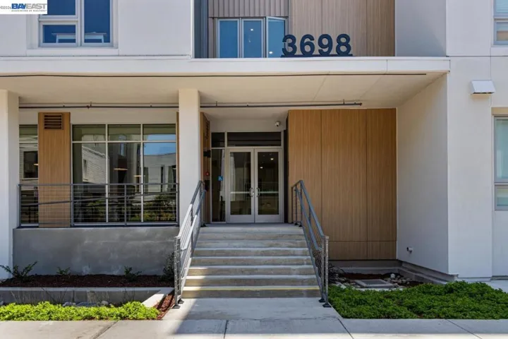 3698 Vision Cmn 521, Fremont, California 94538