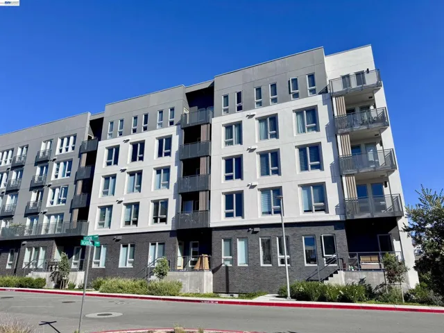 3698 Vision Cmn 521, Fremont, California 94538