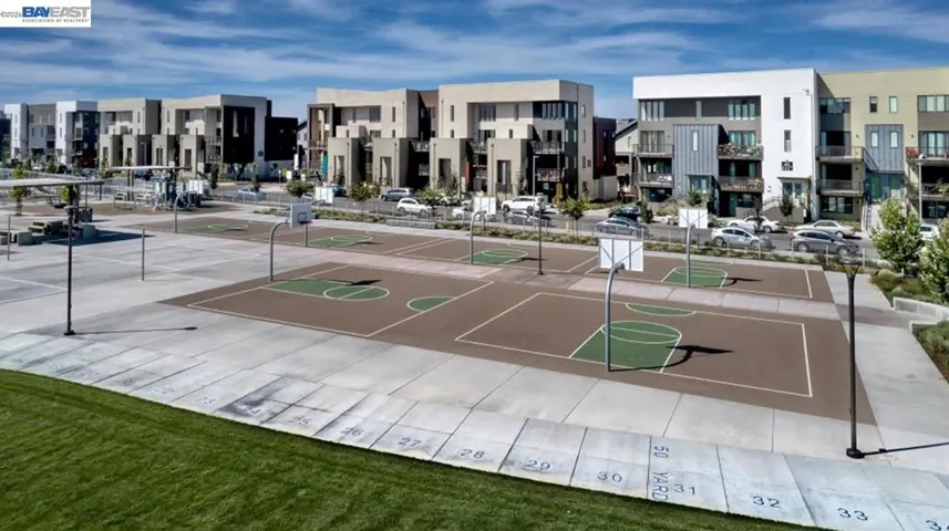 3698 Vision Cmn 521, Fremont, California 94538