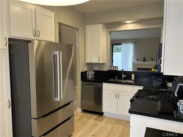 4766 Taranto Way, Oak Park, California 91377