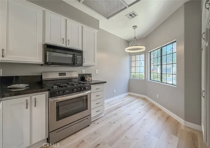 4766 Taranto Way, Oak Park, California 91377