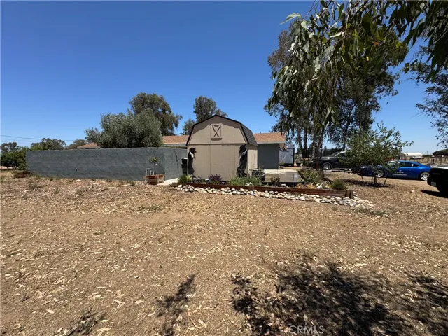 20283 Oakhill, Madera, California 93638