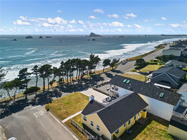424 N Pebble Beach, Crescent City, California 95531