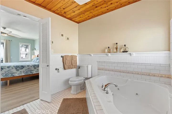 424 N Pebble Beach, Crescent City, California 95531