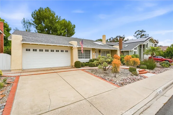 22611 Demasia, Mission Viejo, California 92691