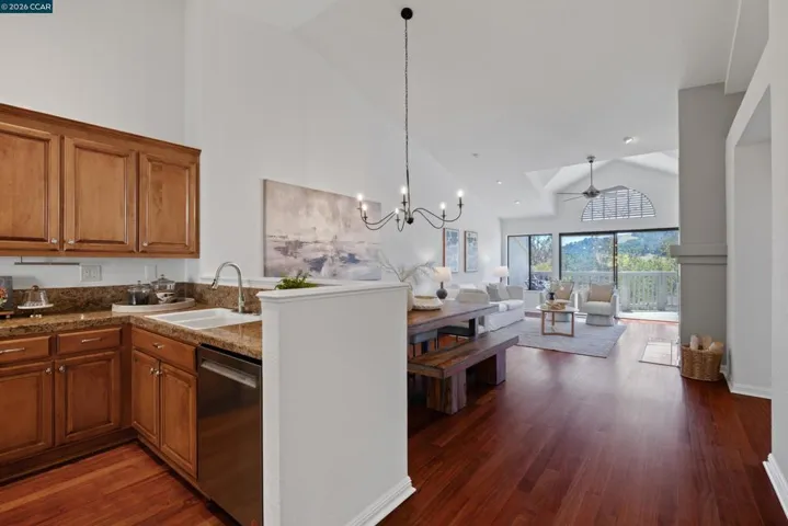 467 Beacon Ridge Ln, Walnut Creek, California 94597