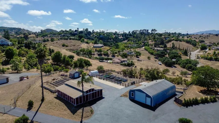 4986 San Jacinto Circle East, Fallbrook, California 92028