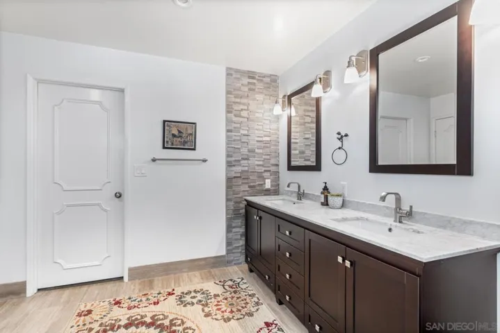 4986 San Jacinto Circle East, Fallbrook, California 92028