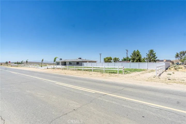 16621 Glendower, Edwards, California 93523