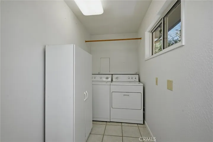 7926 Richard Drive, Lucerne, California 95458