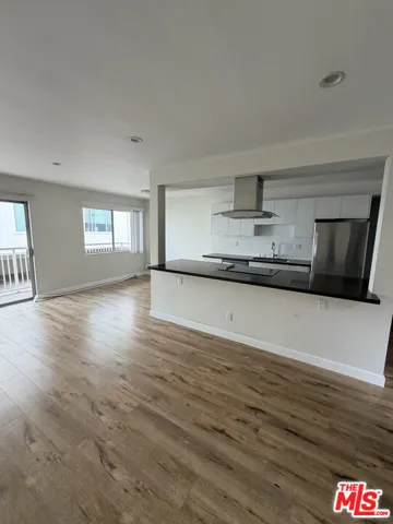 11835 Dorothy Street 9, Los Angeles, California 90049