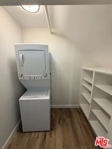 11835 Dorothy Street 9, Los Angeles, California 90049