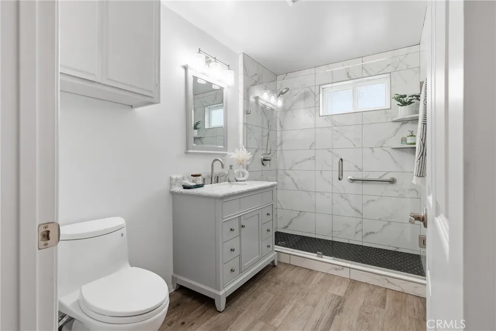 Newly updated hall bath