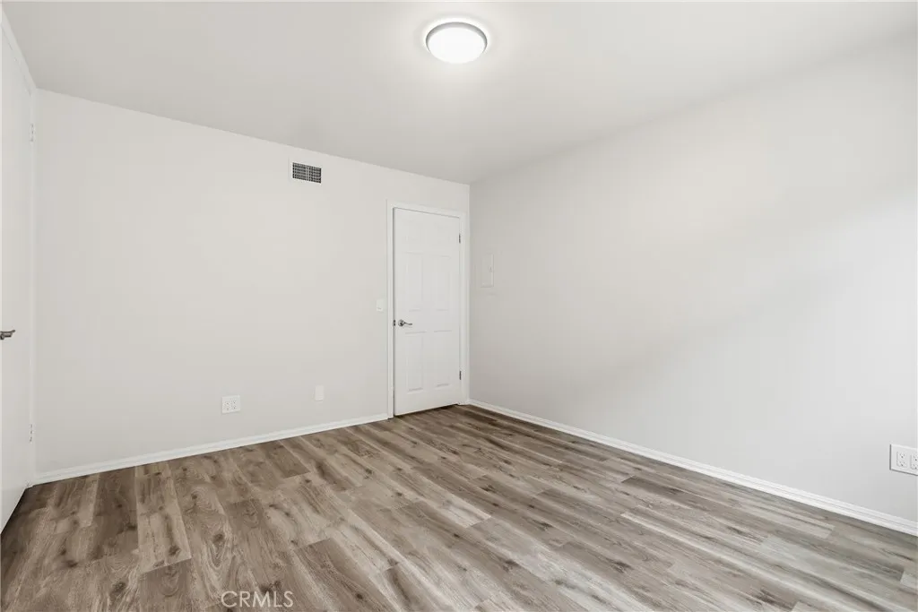 1st bedroom