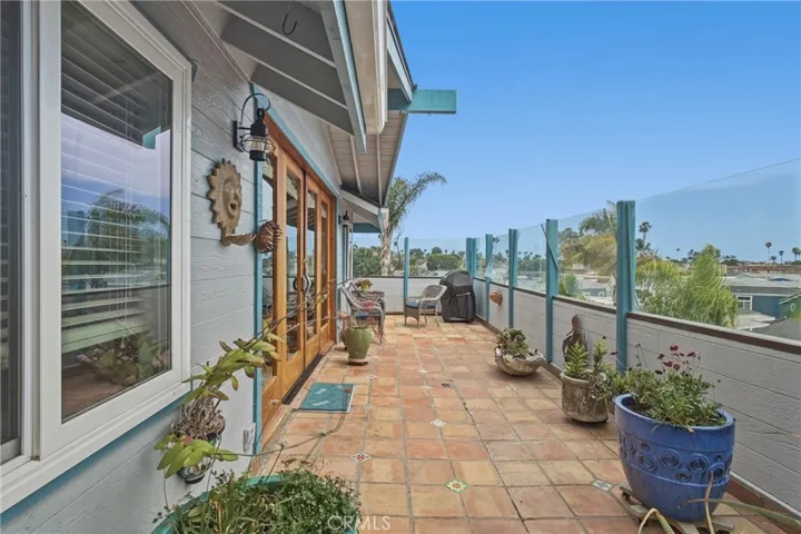 Patio entry to 3rd floor home
