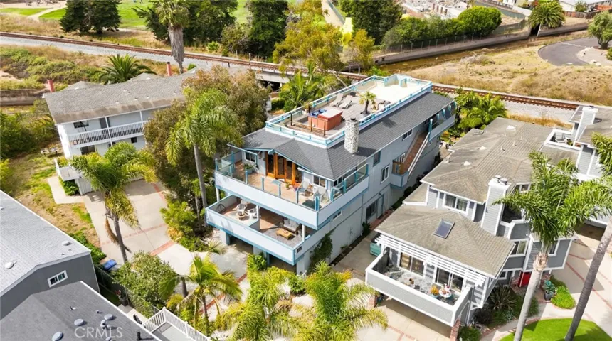 4582 4th, Carpinteria, California 93013