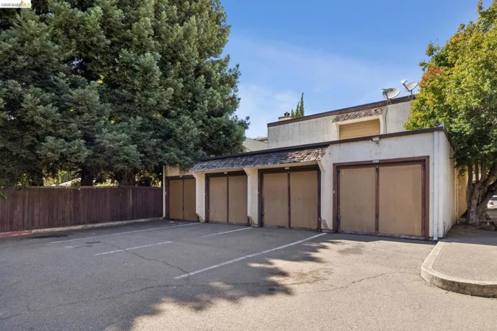 1563 Carpentier, San Leandro, California 94577