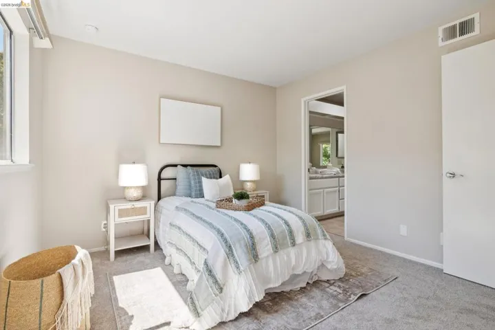 1563 Carpentier, San Leandro, California 94577