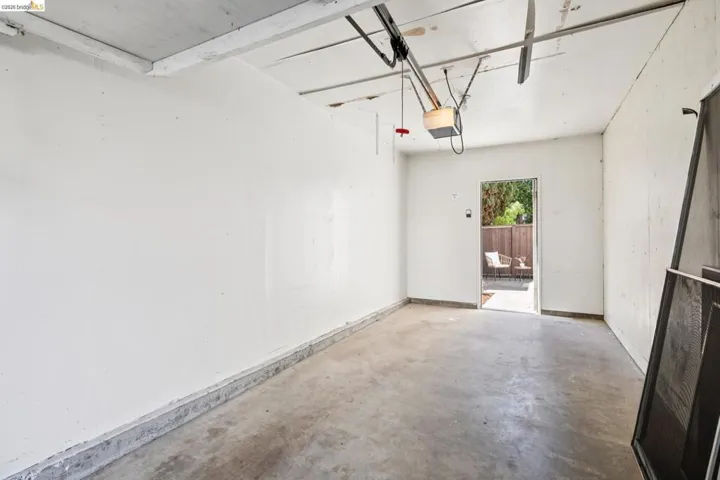 1563 Carpentier, San Leandro, California 94577