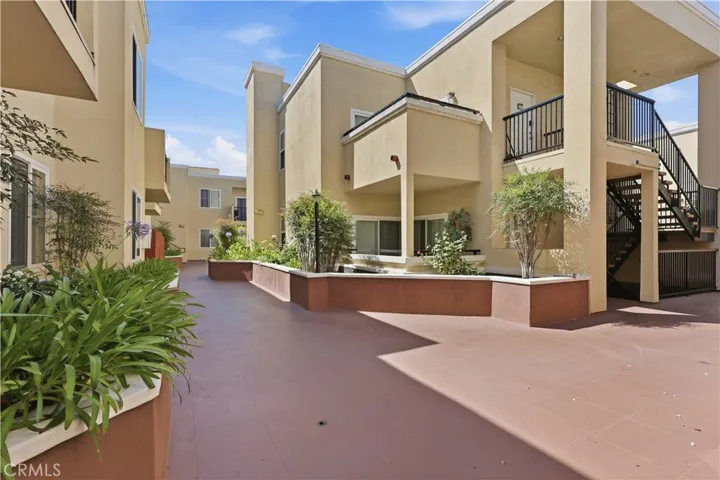 300 E Providencia 205, Burbank, California 91502