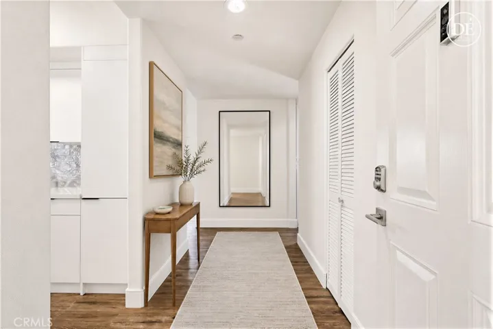 entry way- virtually staged