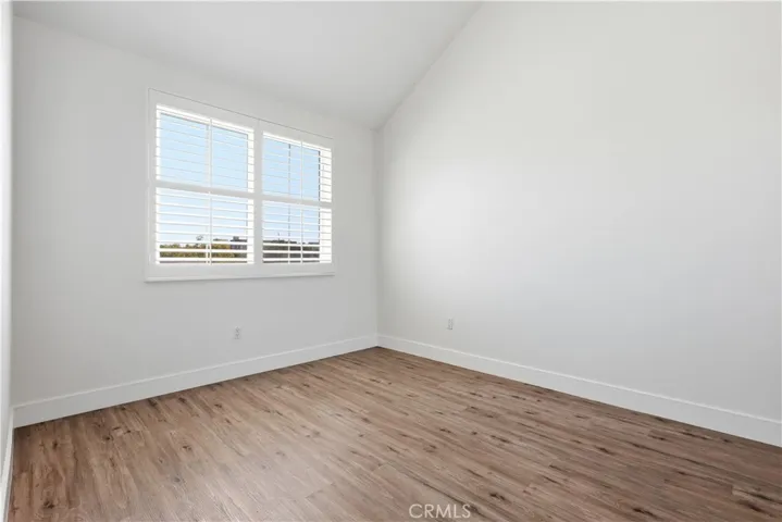 2nd bedroom-original