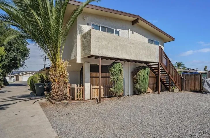 Unit B Entry