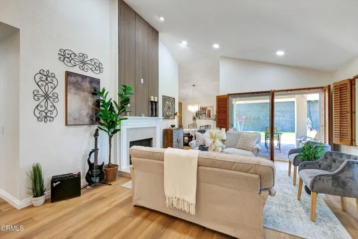 05-295 E Blue Mountain Way-5