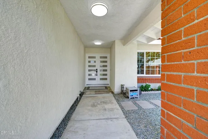 04-295 E Blue Mountain Way-4