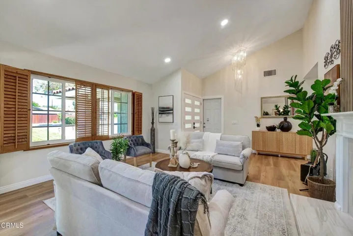 06-295 E Blue Mountain Way-6
