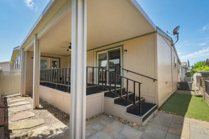 9255 N Magnolia Ave 138, Santee, California 92071