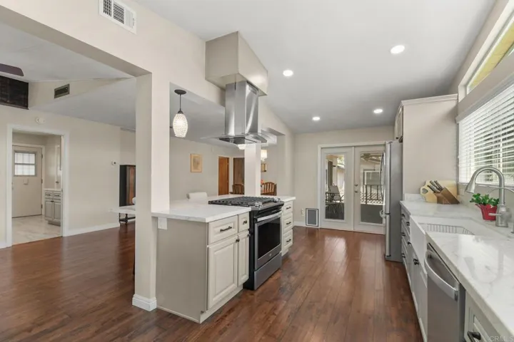 9255 N Magnolia Ave 138, Santee, California 92071