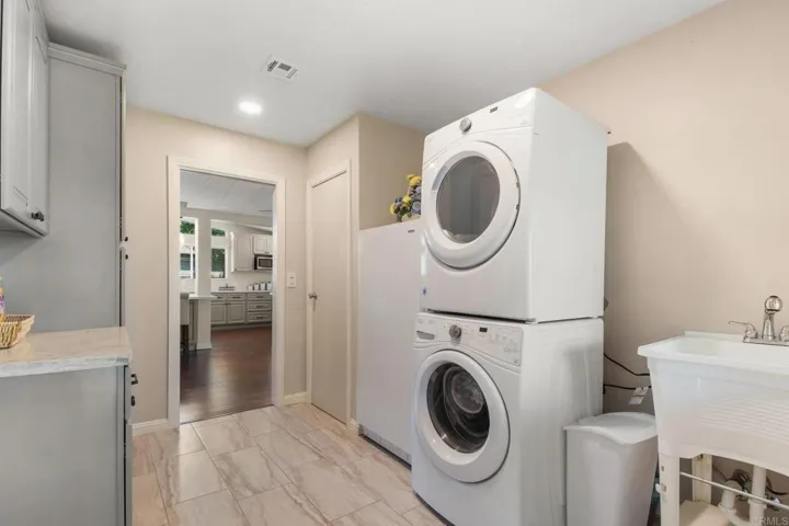 9255 N Magnolia Ave 138, Santee, California 92071