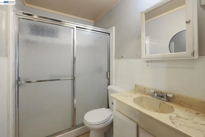 505 W 9th St, Tracy, California 95376