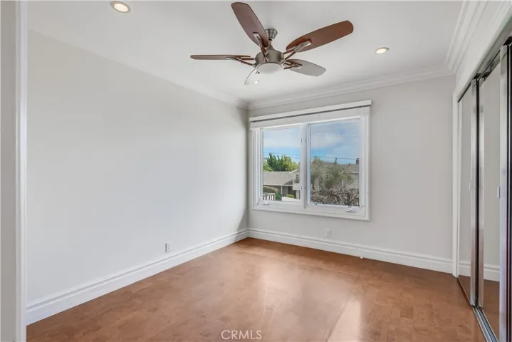 2nd  bedroom