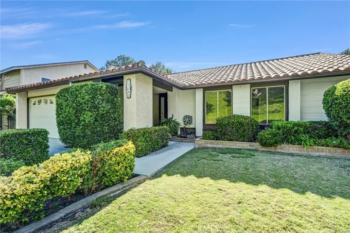 28241 Estima, Mission Viejo, California 92692