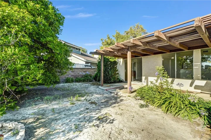 28241 Estima, Mission Viejo, California 92692