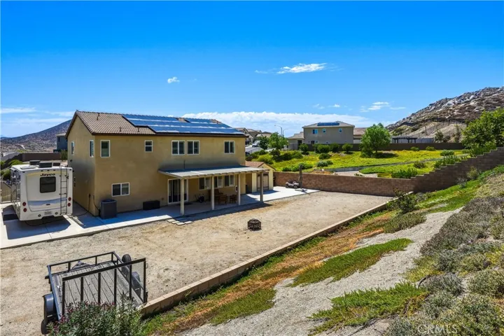 beautiful open space, no one next door on one side and views