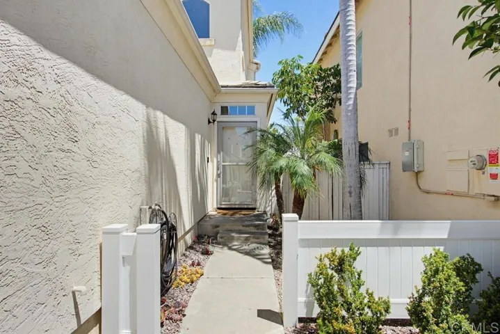 1947 Courage Street, Vista, California 92081