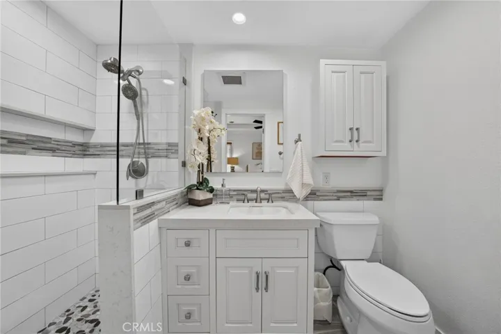 10151 Bismark, Huntington Beach, California 92646