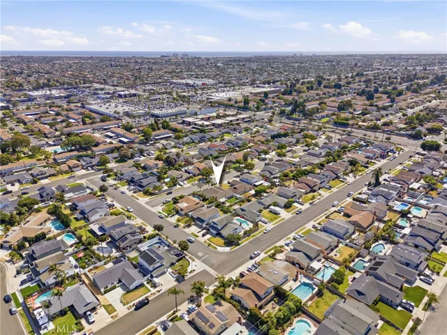 10151 Bismark, Huntington Beach, California 92646