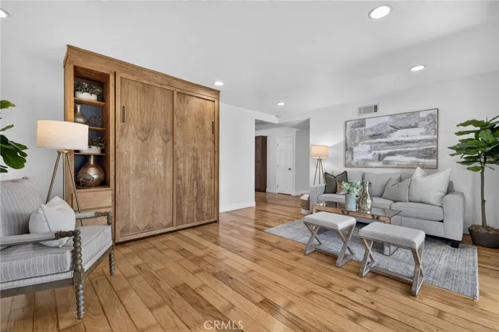 10151 Bismark, Huntington Beach, California 92646