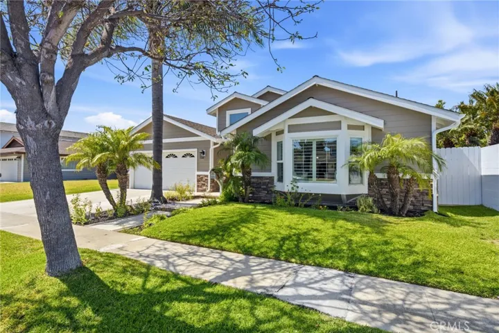 10151 Bismark, Huntington Beach, California 92646