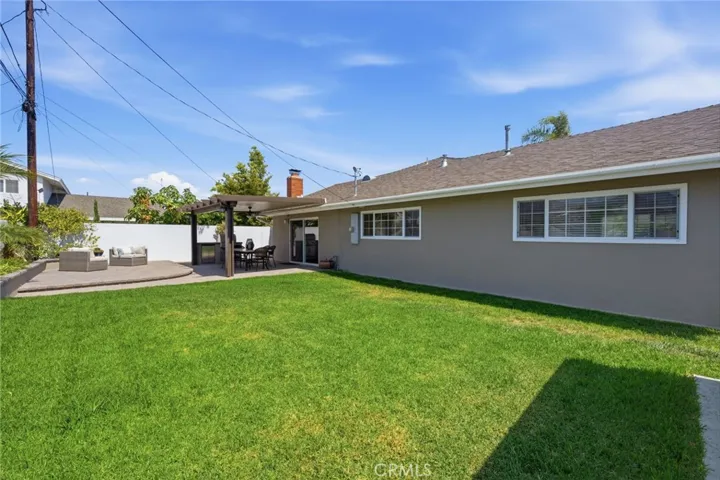 10151 Bismark, Huntington Beach, California 92646