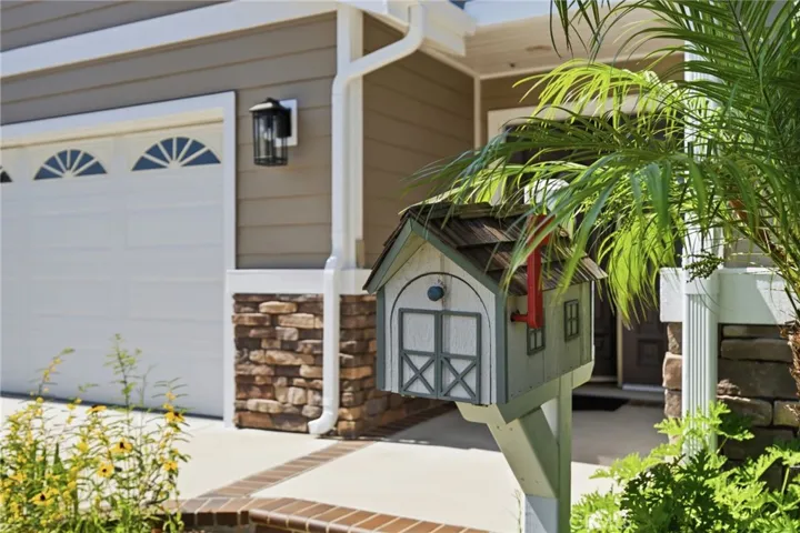 10151 Bismark, Huntington Beach, California 92646