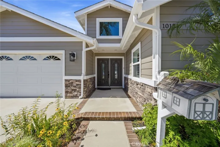 10151 Bismark, Huntington Beach, California 92646