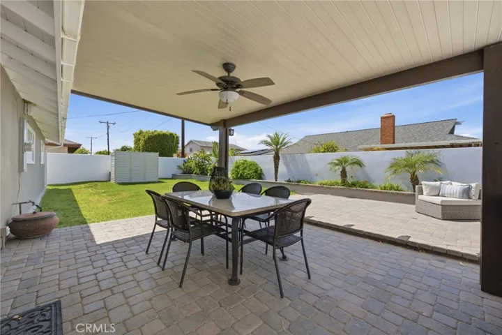 10151 Bismark, Huntington Beach, California 92646